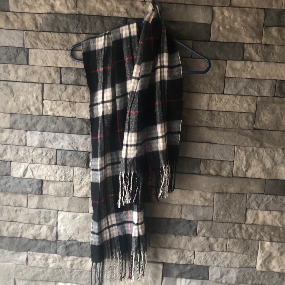 Black Plaid Winter Scarf